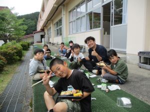 お弁当給食